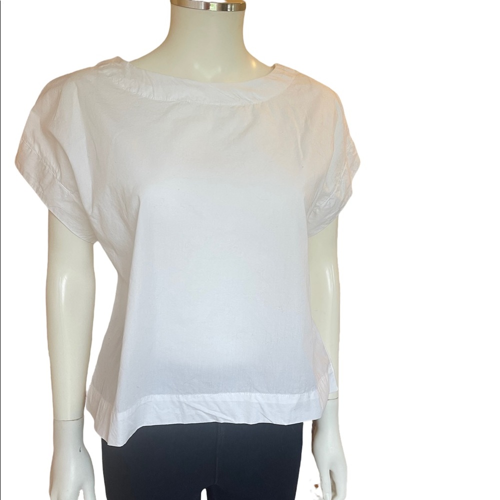 Cut Loose Crop White Top